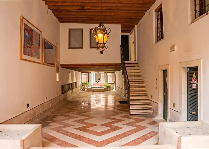 Fenice Double Canal View By Lionhost * Венеция