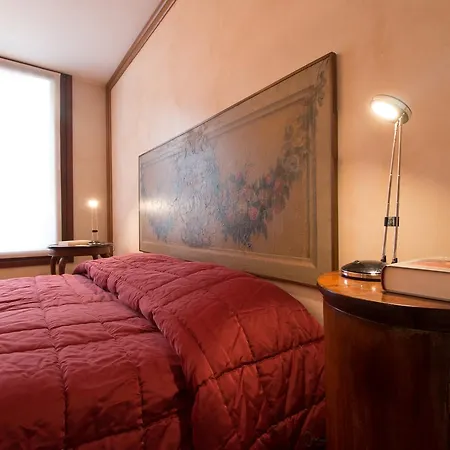 Apartment La Fenice Double Canal View Venice