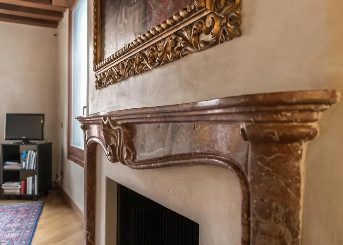 Fenice Double Canal View By Lionhost *